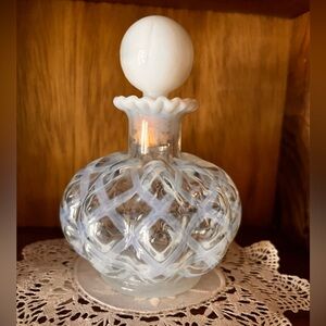 Vintage Opalescent Swirl Glass Perfume Bottle with Stopper Attributed to Fenton